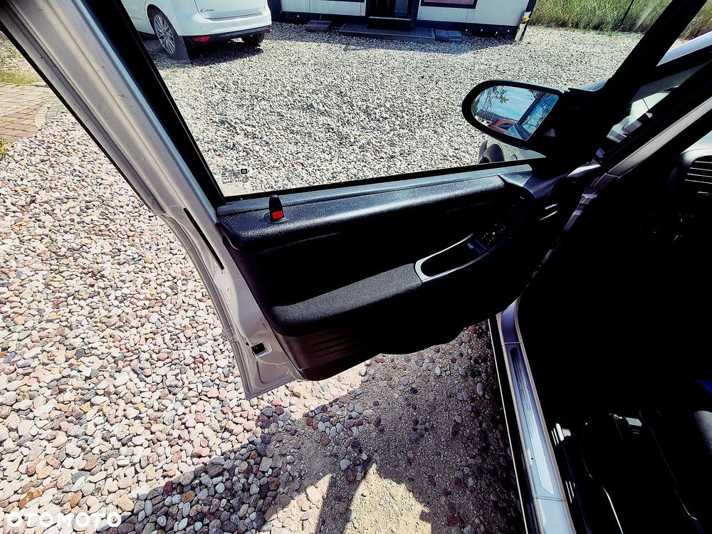 Opel Zafira 1.8 Elegance - 18