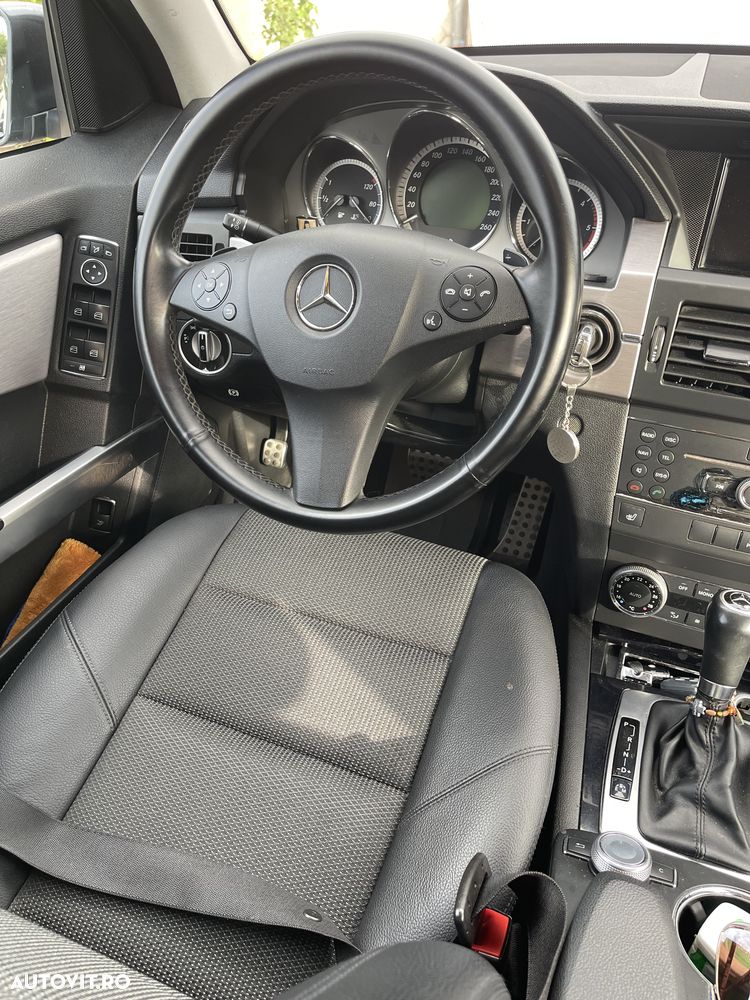 Mercedes-Benz GLK - 8