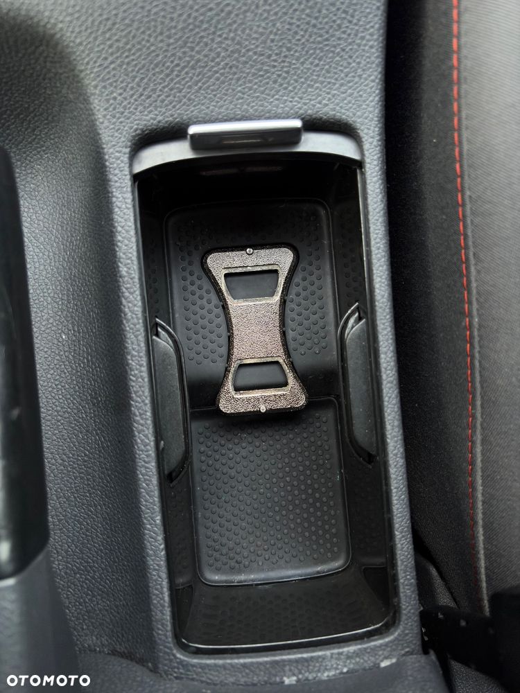 Volkswagen Golf 1.9 TDI Goal - 19