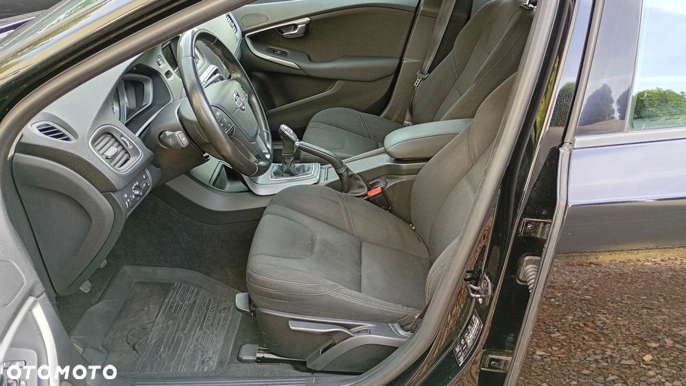 Volvo V40 - 6