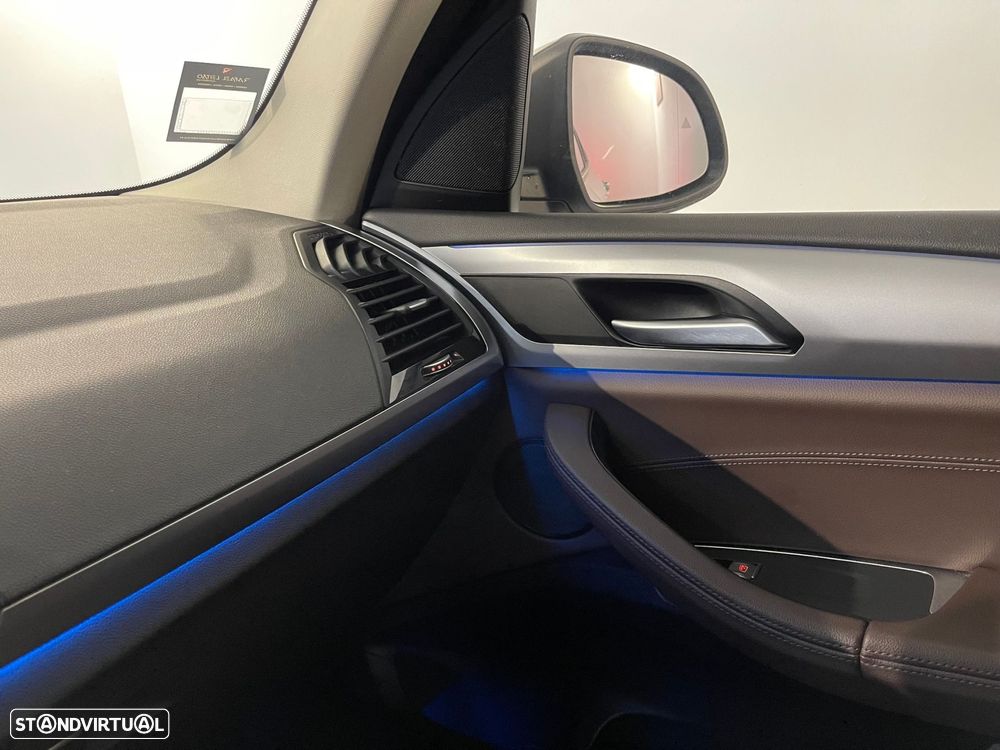 BMW X3 30 e xDrive - 29