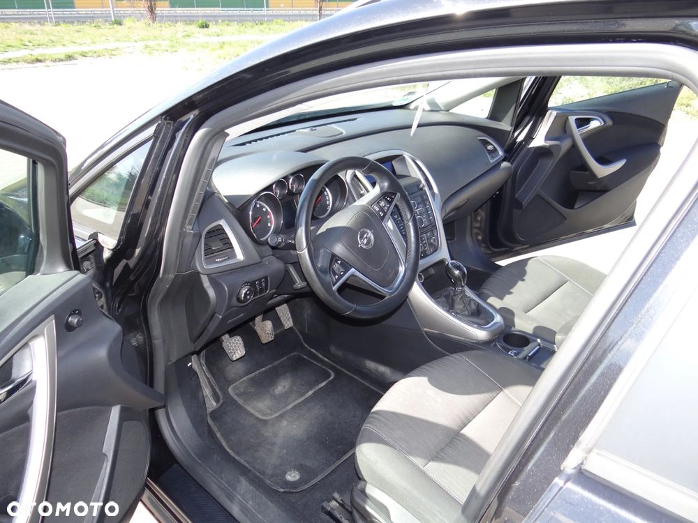 Opel Astra 1.4 Turbo - 6