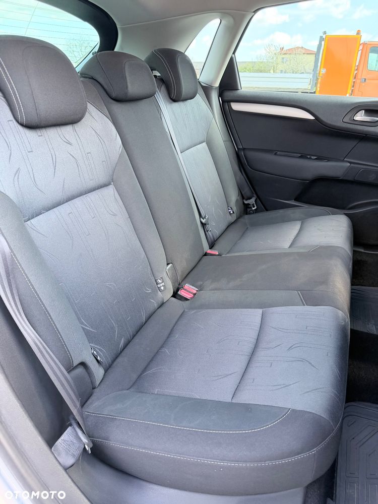 Citroën C4 1.6 HDi Exclusive - 8