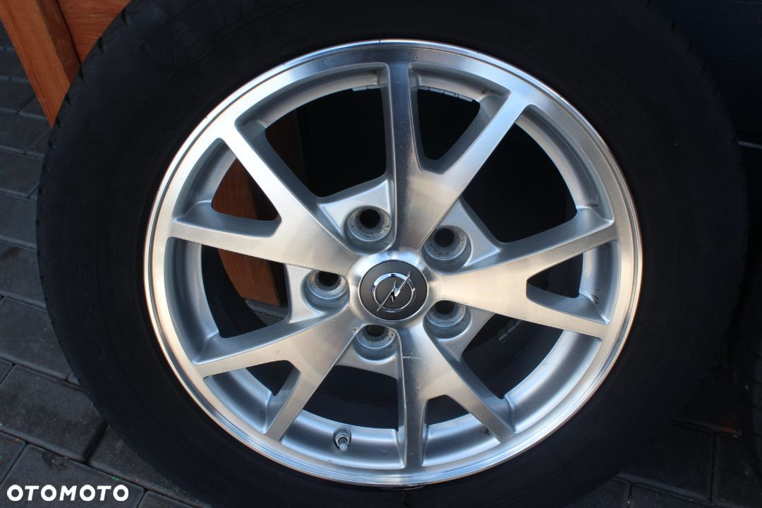 FELGI ALUMINIOWE OPONY 215/60 OPEL INSIGNIA A 16" 5x120 ET41 - 4
