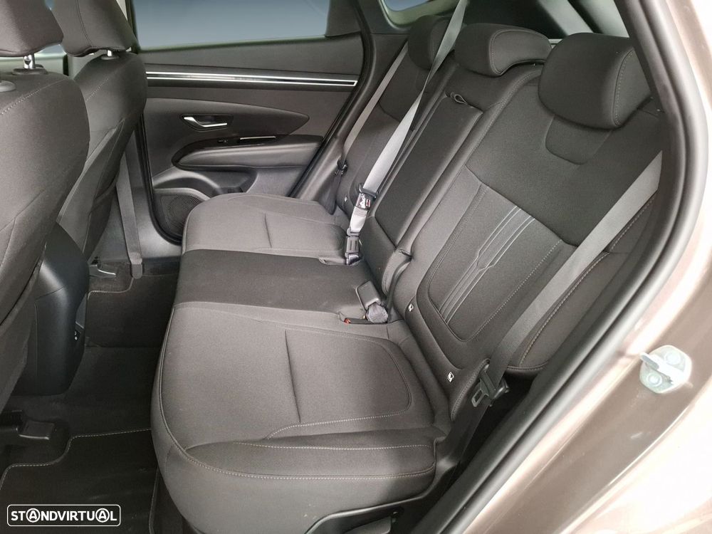 Hyundai Tucson 1.6 T-GDI HEV Premium - 14