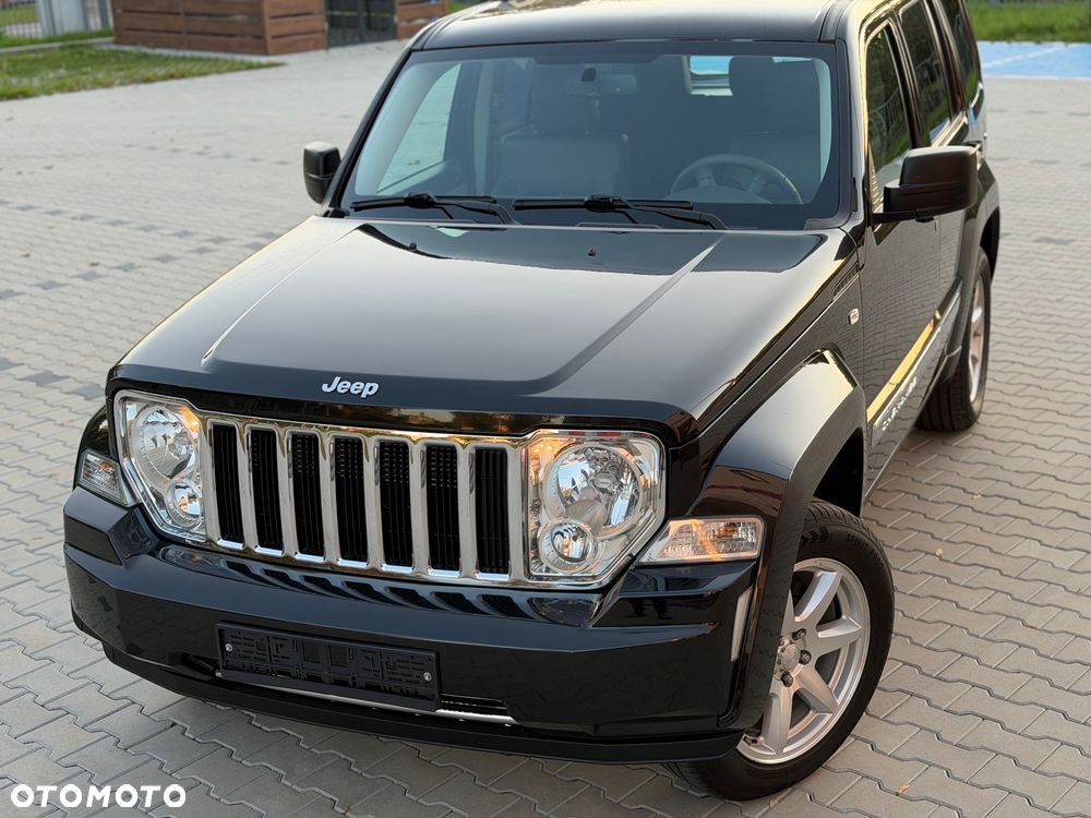Jeep Cherokee - 18