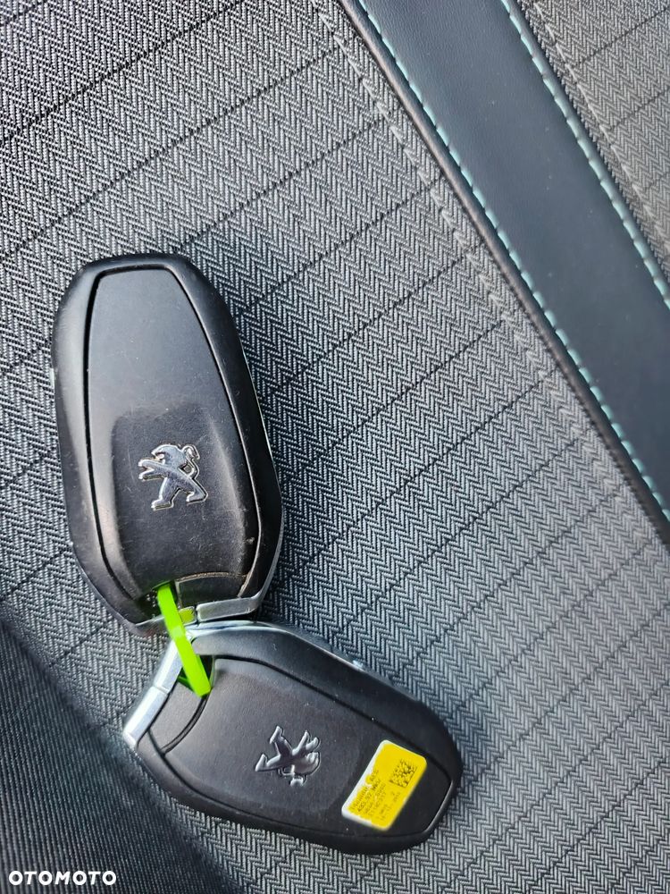 Peugeot 208 1.2 PureTech Allure S&S - 28