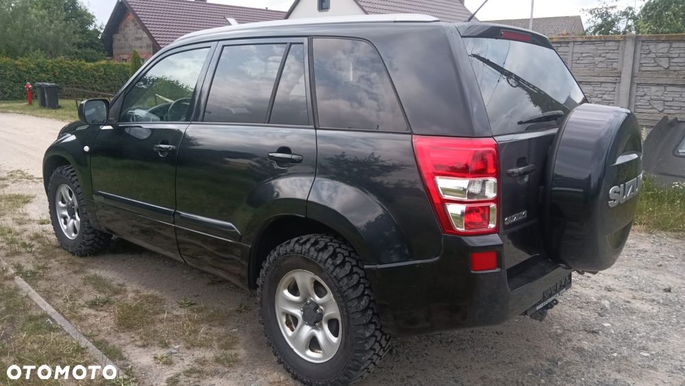 Suzuki Grand Vitara 2.0 Comfort - 3