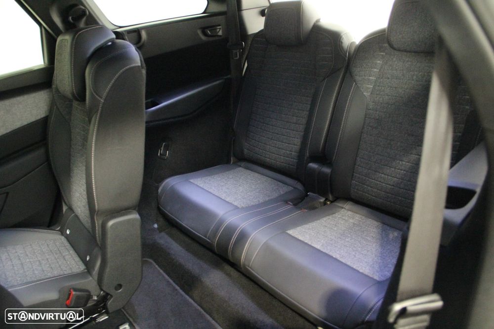 Peugeot 5008 1.2 Hybrid Allure e-DCS6 - 24