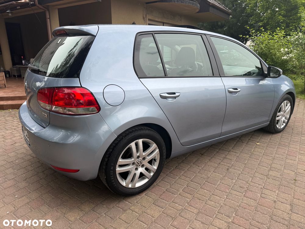 Volkswagen Golf 2.0 TDI DPF Trendline - 11