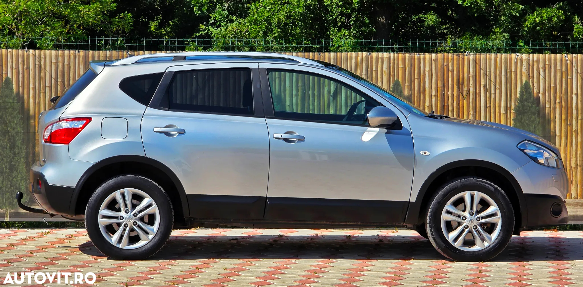 Nissan Qashqai 1.6 dCi DPF tekna - 9