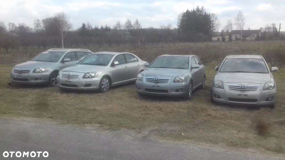 TOYOTA AVENSIS T25 półka bagażnika tył SEDAN - 9