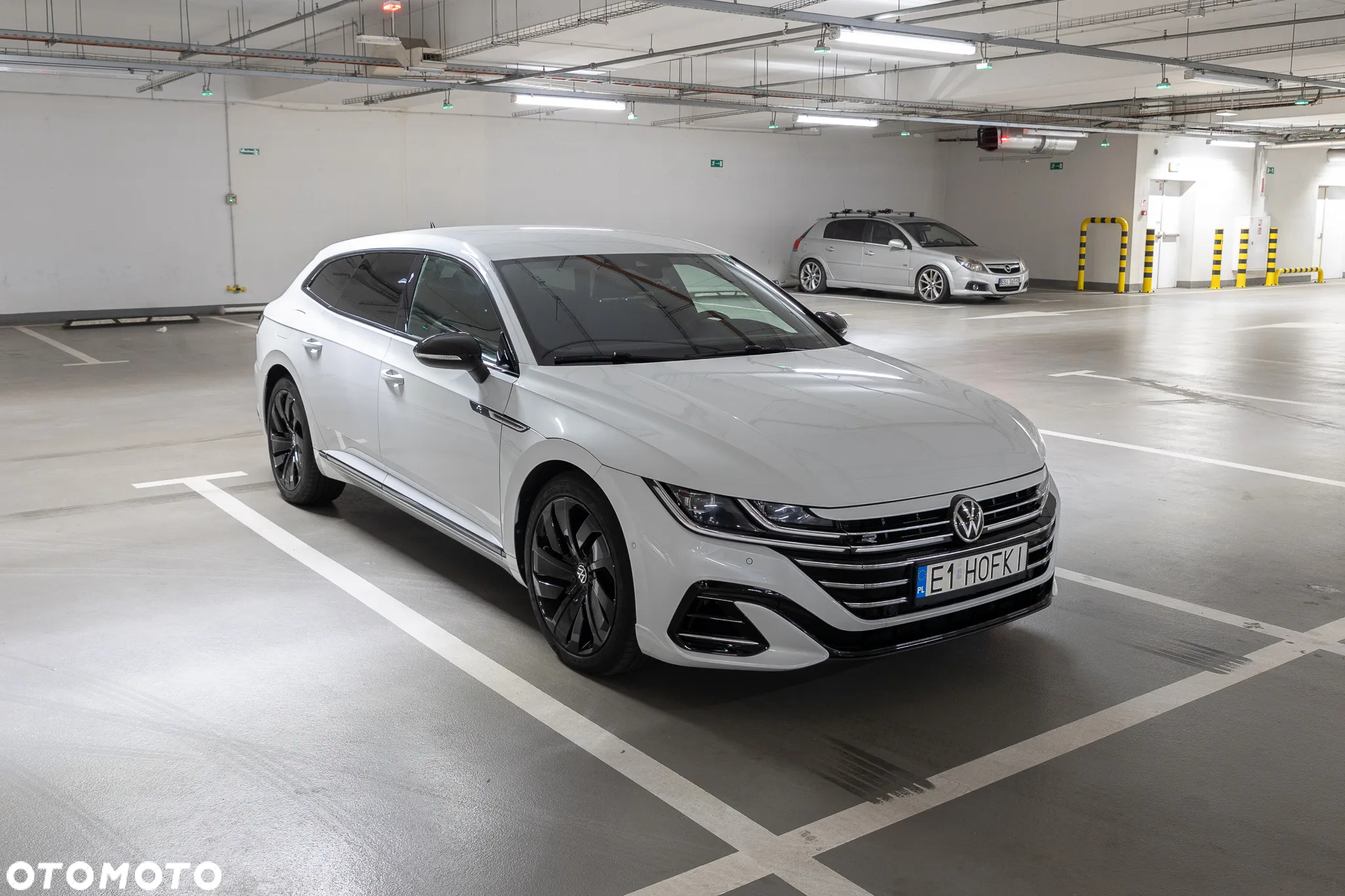 Volkswagen Arteon 2.0 TDI R-Line DSG - 12