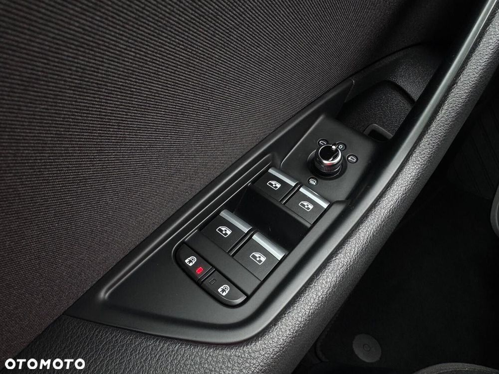 Audi A4 Limousine - 17