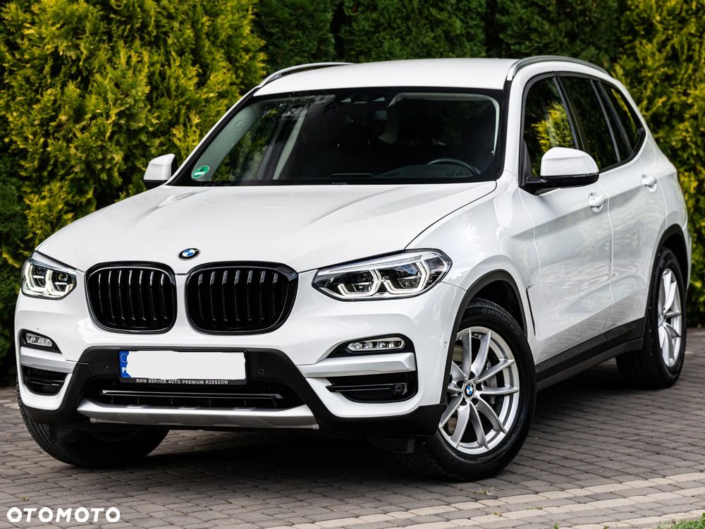 BMW X3 xDrive30i Luxury Line sport - 2