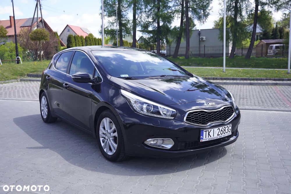 Kia Ceed 1.6 CRDi 128 ISG Spirit - 1
