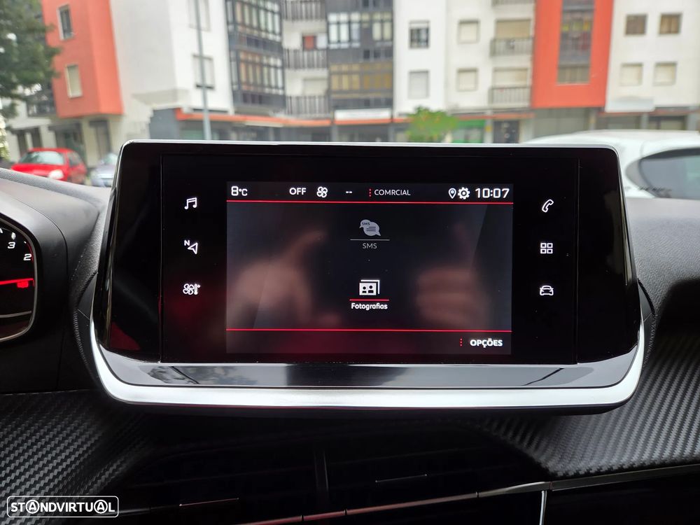 Peugeot 2008 PureTech 130 EAT8 Allure - 47