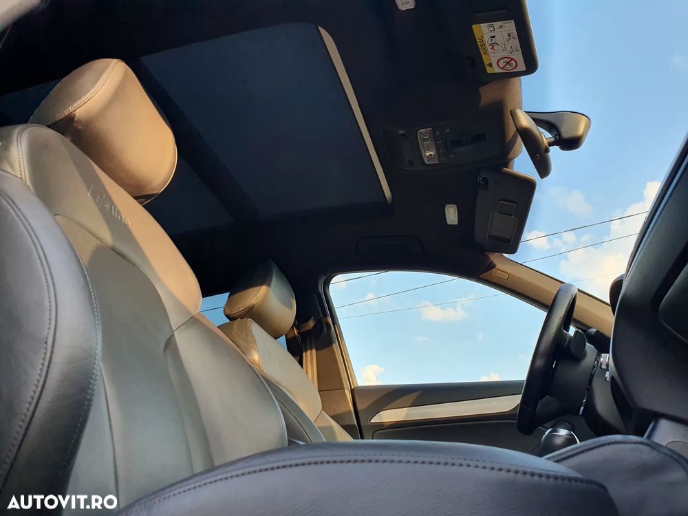 Audi Q3 2.0 TDI Quattro S tronic sport - 14