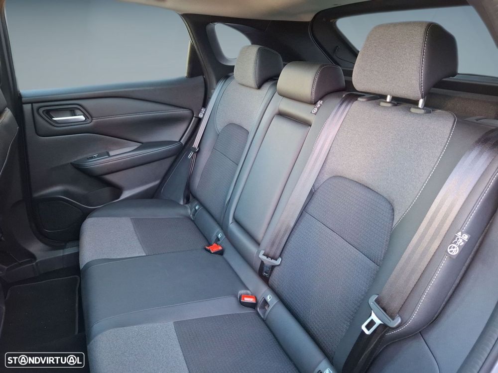 Nissan Qashqai 1.3 DIG-T Advance Xtronic - 6