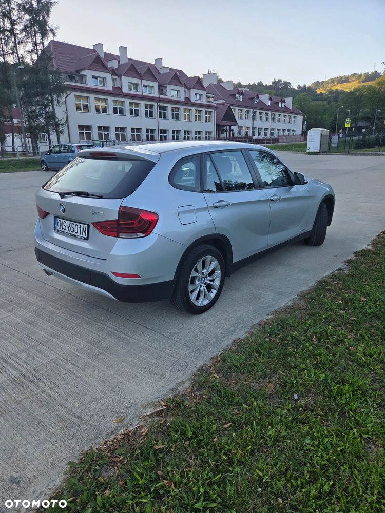 BMW X1 sDrive18d xLine - 4