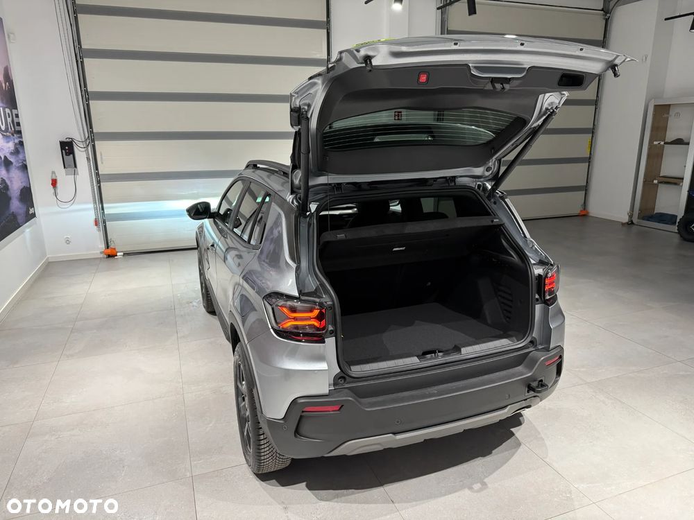 Jeep Avenger 1.2 T3 mHEV Overland 4xe eDCT6 - 11