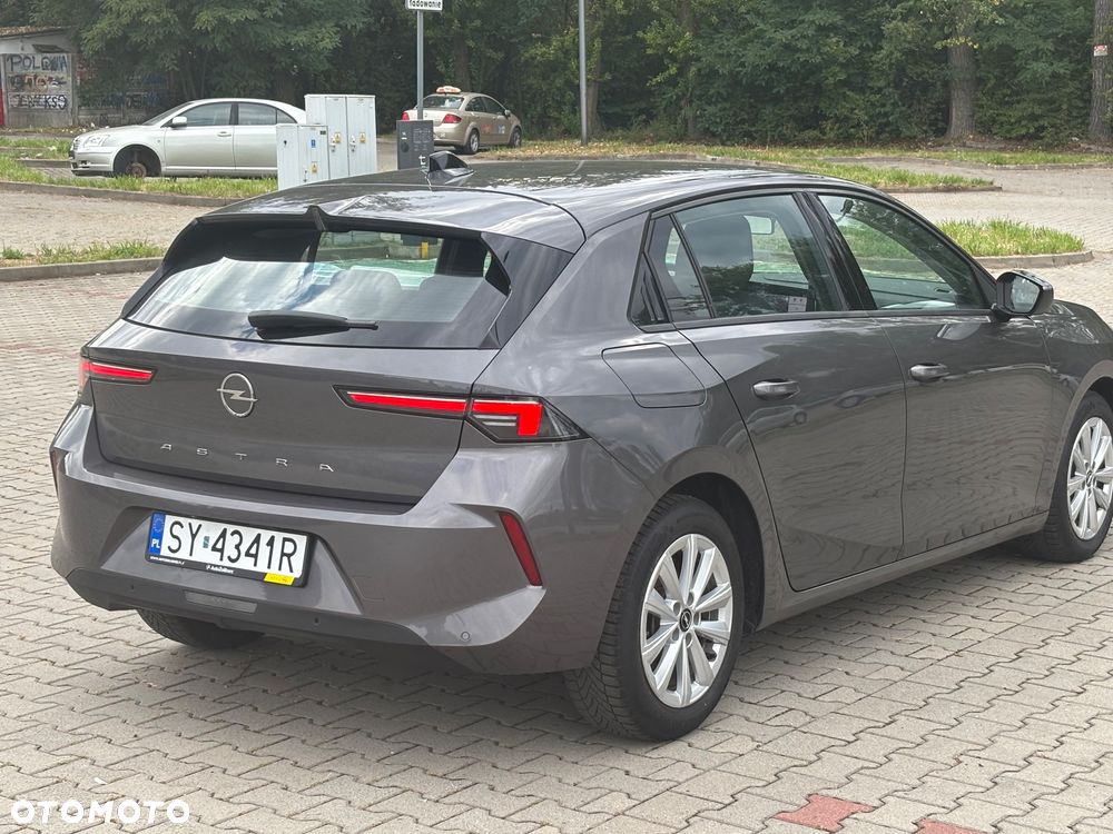 Opel Astra 1.2 T Business Elegance S&S - 4