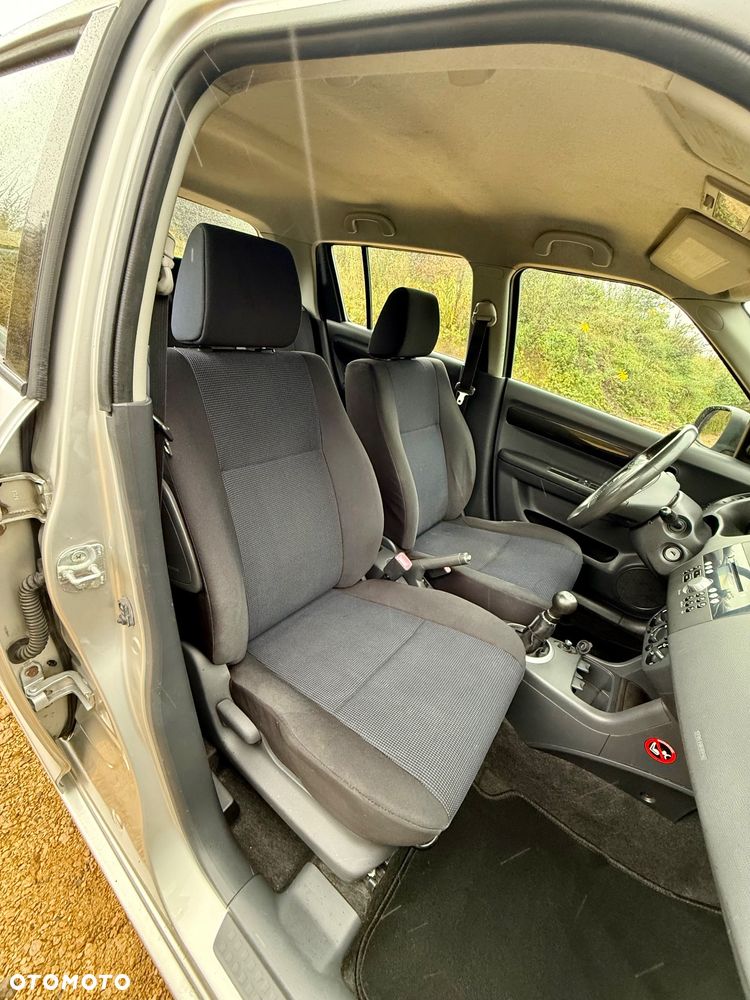 Suzuki Swift 1.3 4x4 Snow - 24