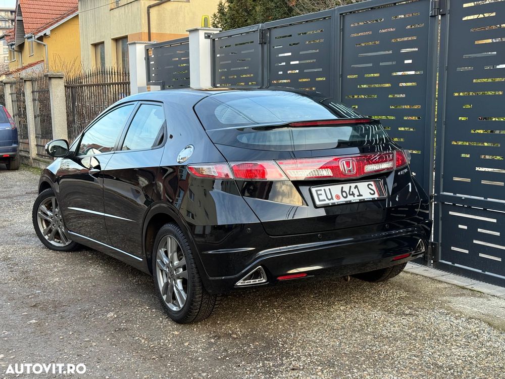 Honda Civic 1.8i-VTEC Sport - 4