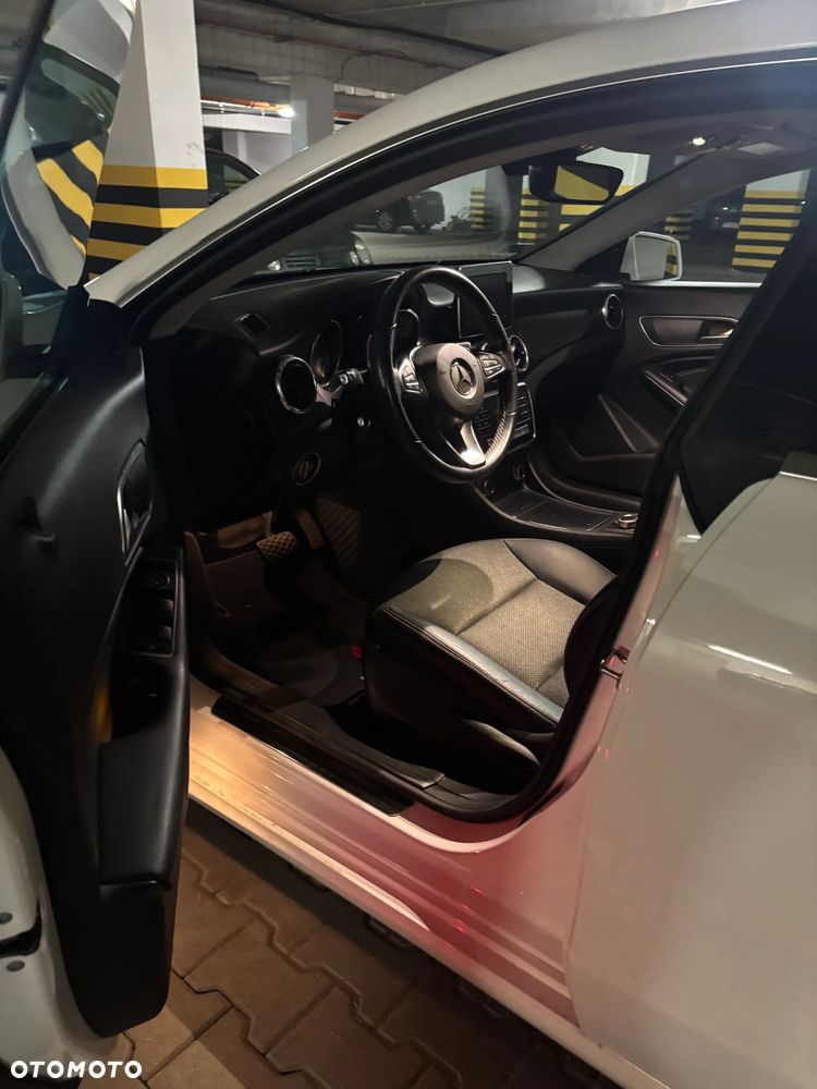 Mercedes-Benz CLA - 19