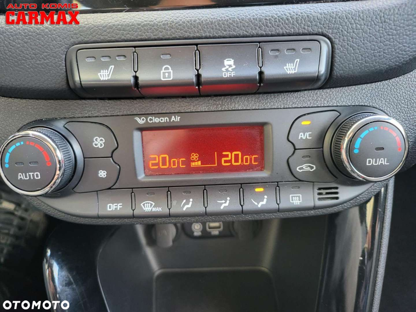 Kia Ceed 1.6 CRDi 136 DCT ISG SW Platinum Edition - 20