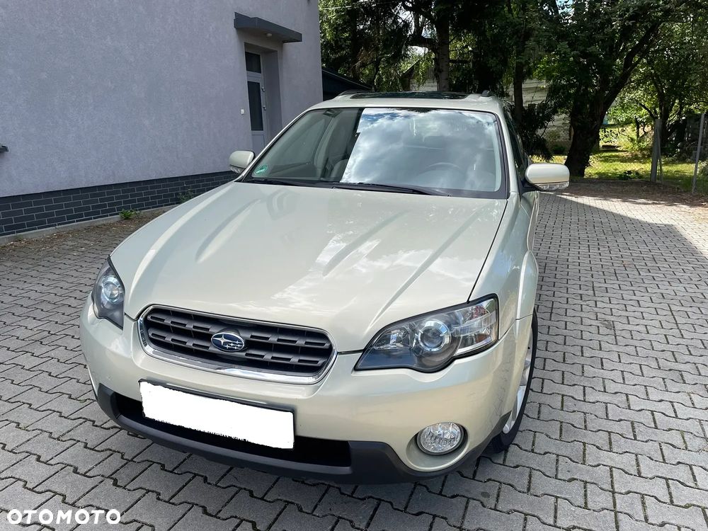 Subaru Outback - 36