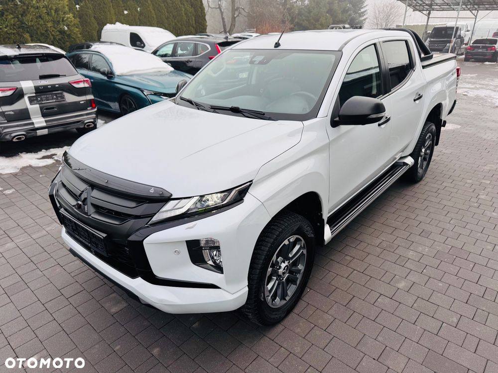 Mitsubishi L200 Pick Up 4x4 S&S Autm Double Cab Top - 1