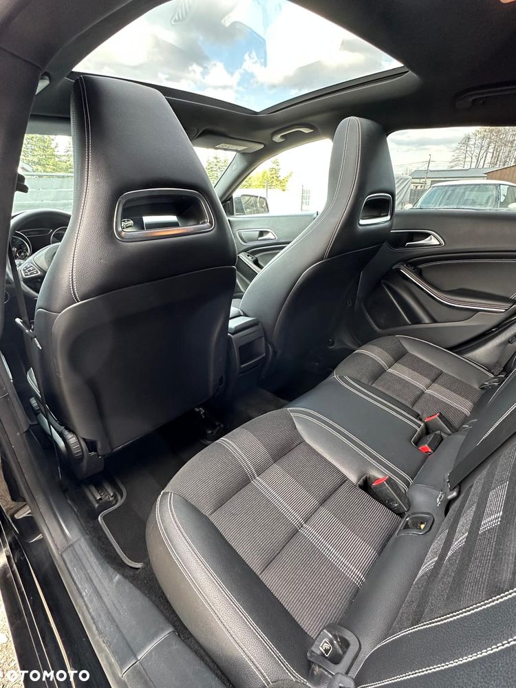 Mercedes-Benz CLA 220 d 7G-DCT - 24