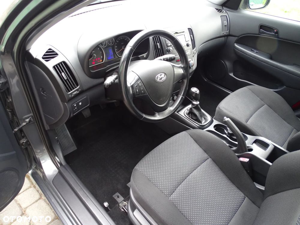 Hyundai i30 1.4 Classic + - 15