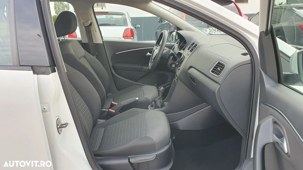 Volkswagen Polo 1.2 TSI Comfortline - 6