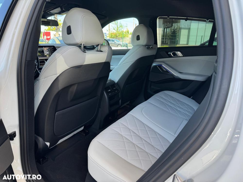 BMW X6 xDrive40d AT MHEV - 12