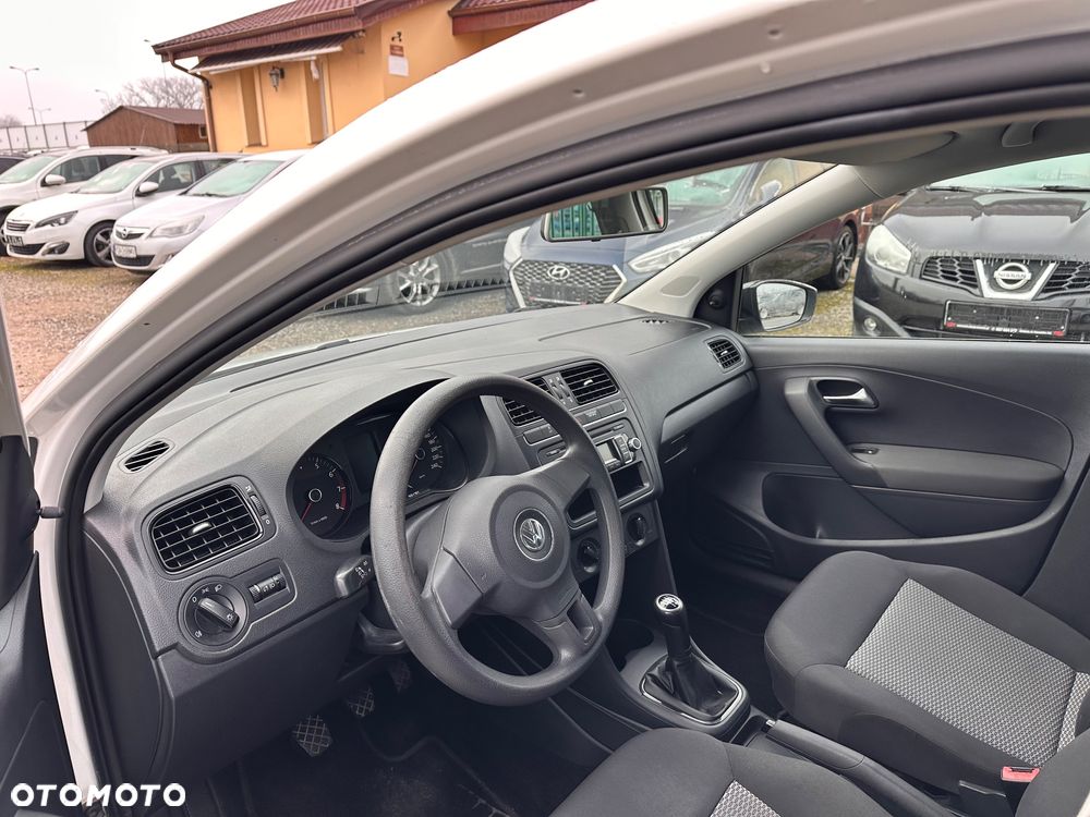 Volkswagen Polo - 10