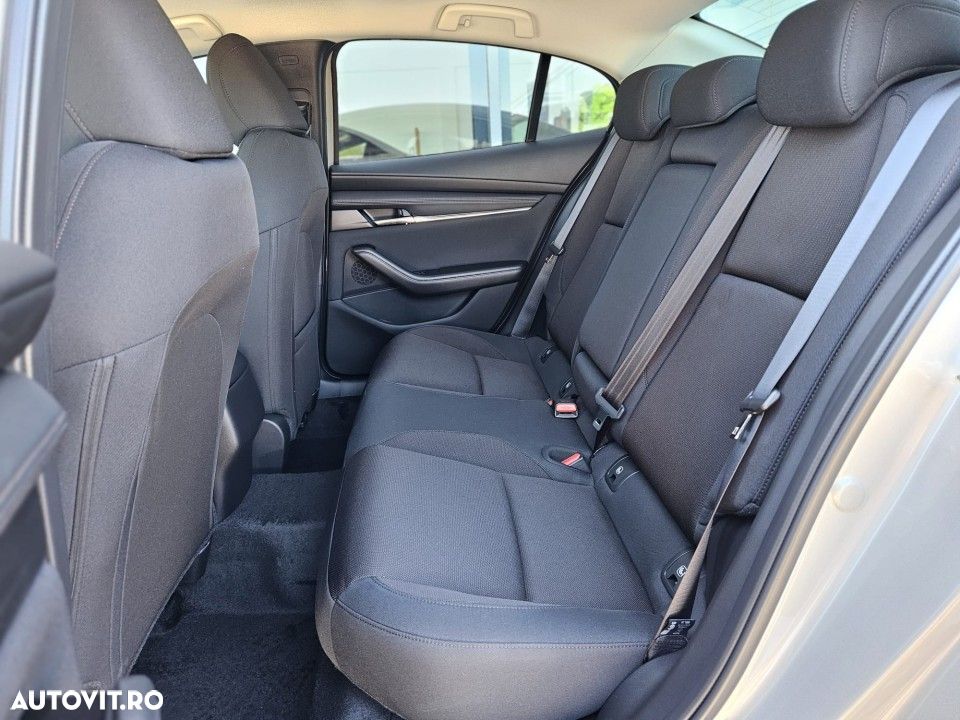 Mazda 3 - 17