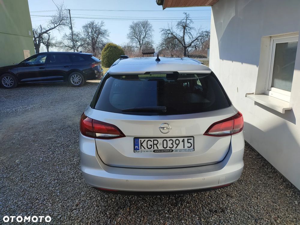 Opel Astra 1.6 CDTI Sport - 26
