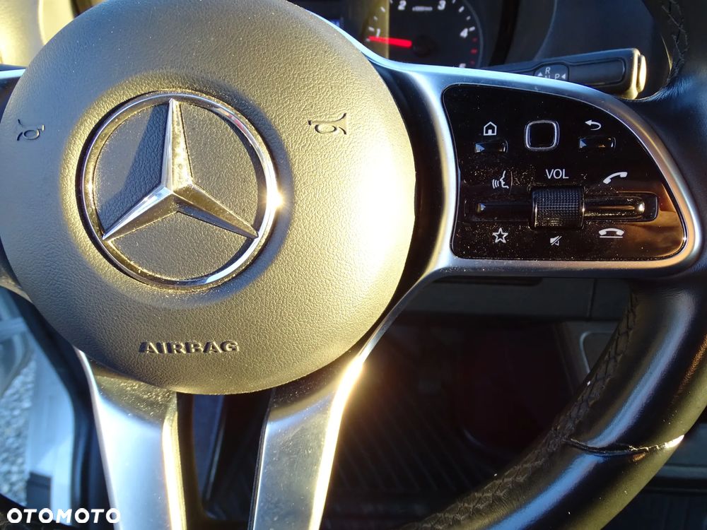 Mercedes-Benz SPRINTER - 26