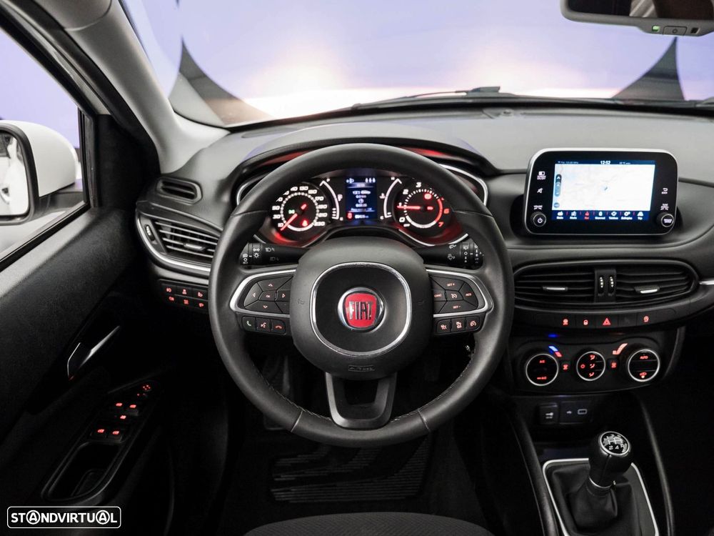 Fiat Tipo Station Wagon 1.3 M-Jet Lounge - 12
