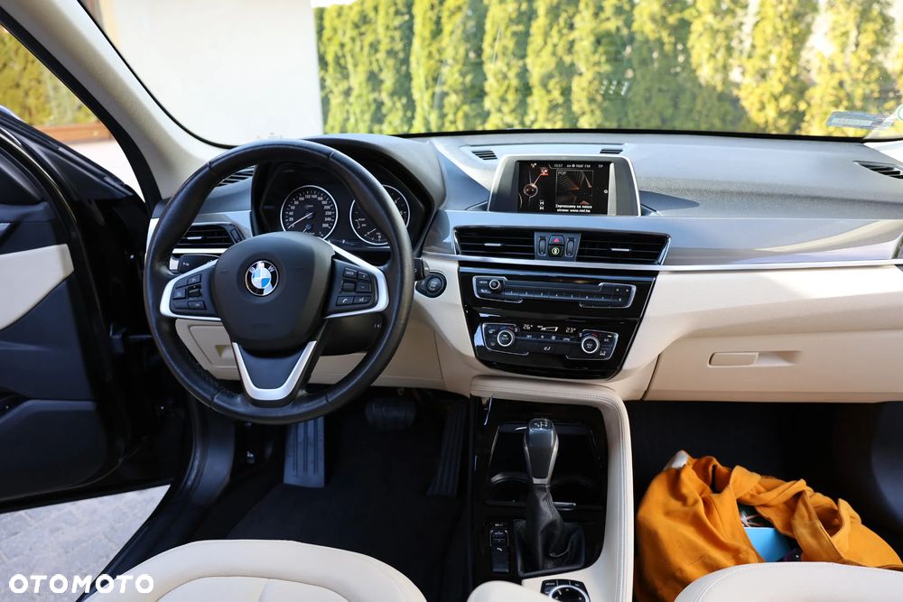 BMW X1 sDrive18d Advantage sport - 18