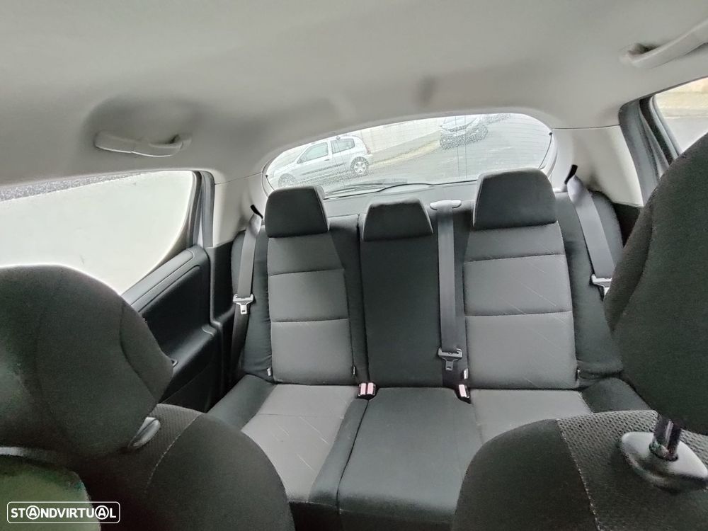 Peugeot 207 1.4 HDi Trendy - 5