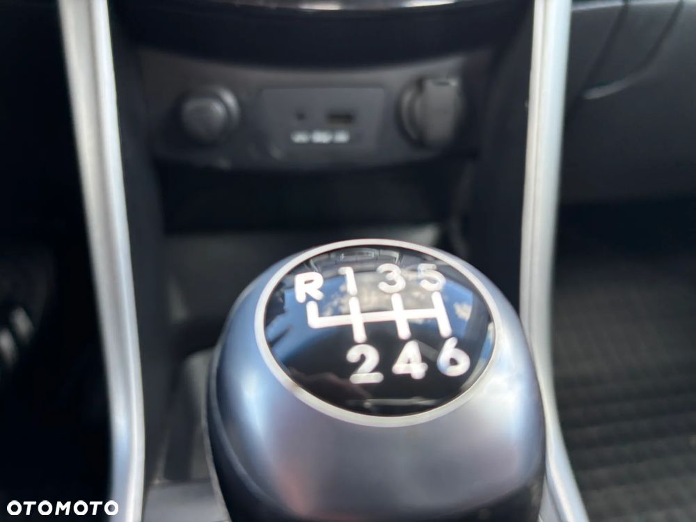 Hyundai i30 Kombi 1.6 CRDI Select - 25