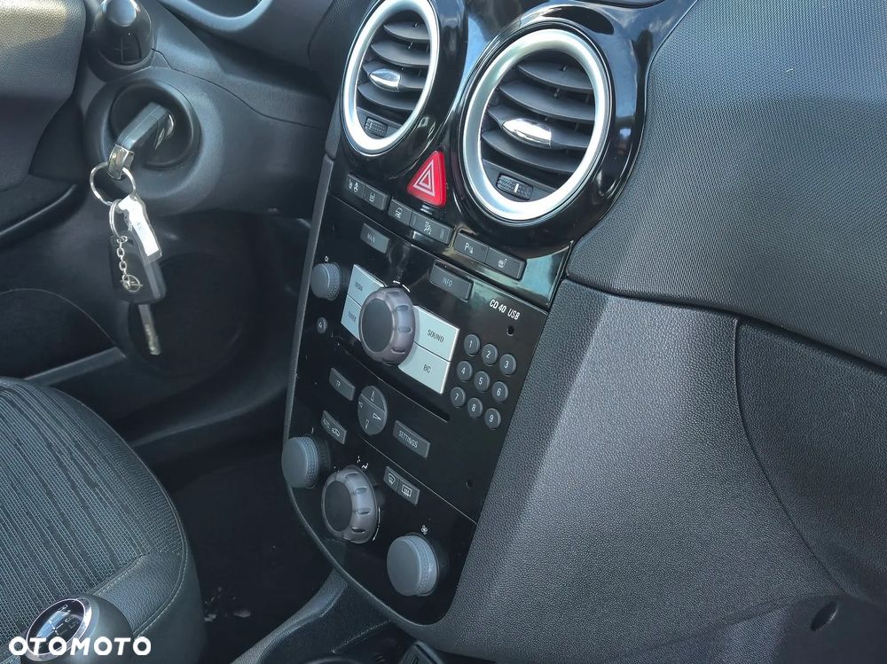 Opel Corsa 1.4 Color Edition - 28