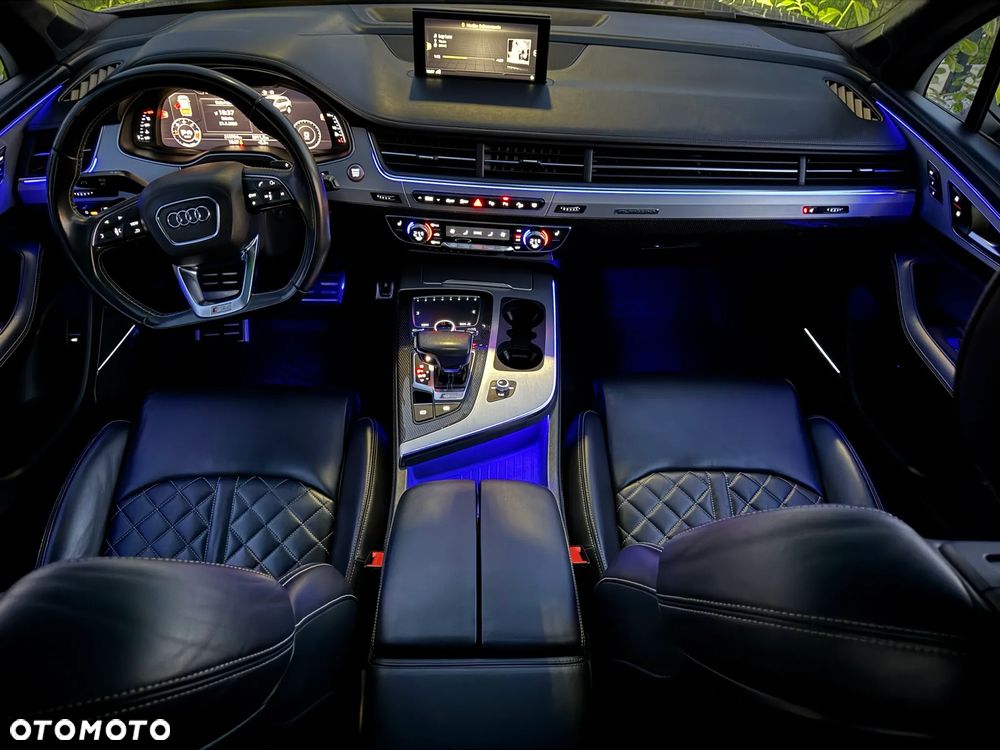 Audi SQ7 - 9