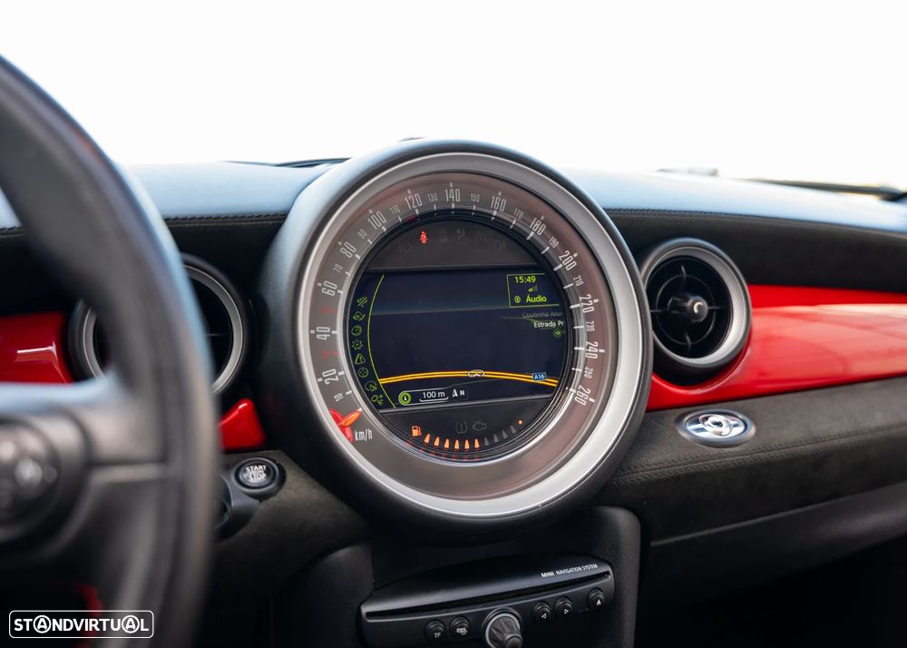 MINI Cabrio John Cooper Works 157g - 37