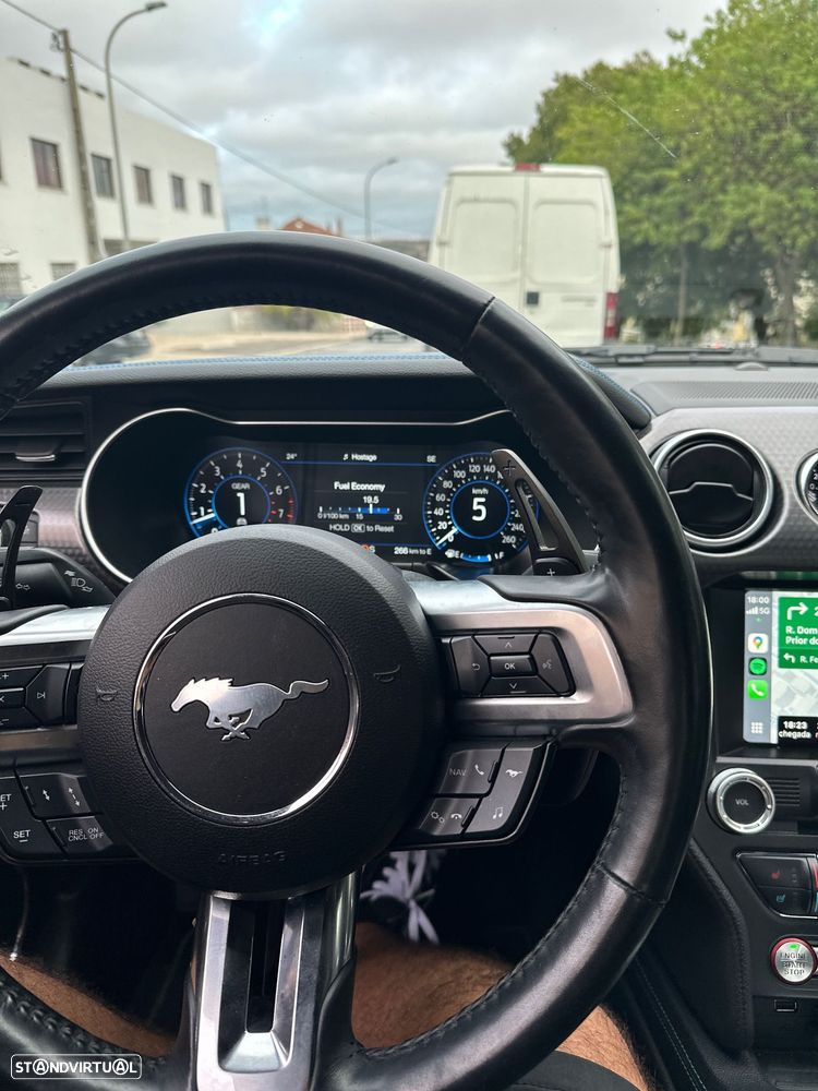 Ford Mustang 2.3 Eco Boost Aut. - 2