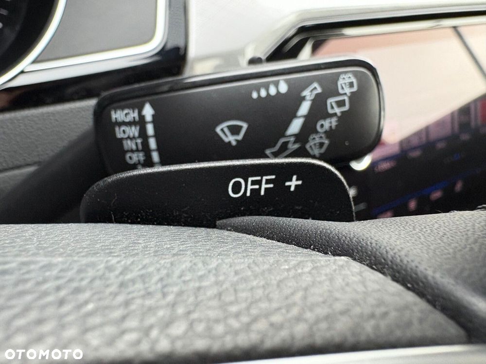 Volkswagen Passat 1.5 TSI EVO Business DSG - 24