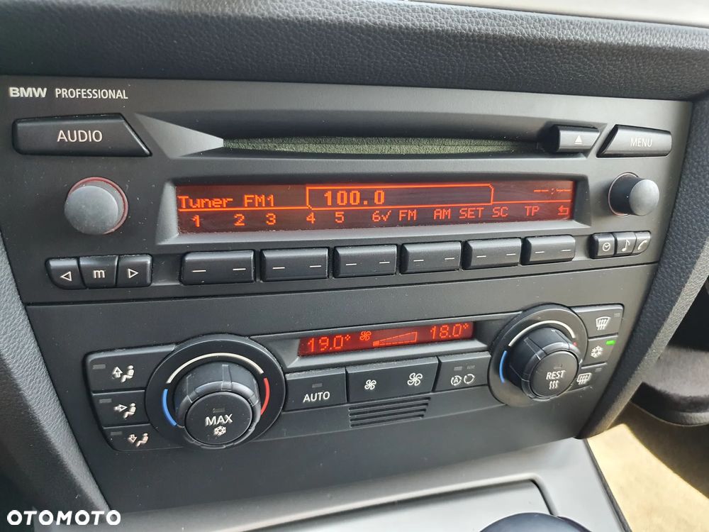 BMW Seria 3 320i - 16